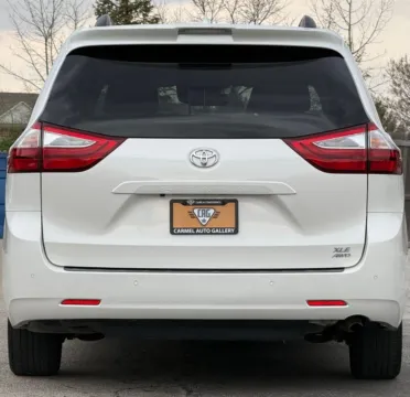 More photos of 2019 Toyota Sienna XLE Premium at Carmel Auto Gallery, IN