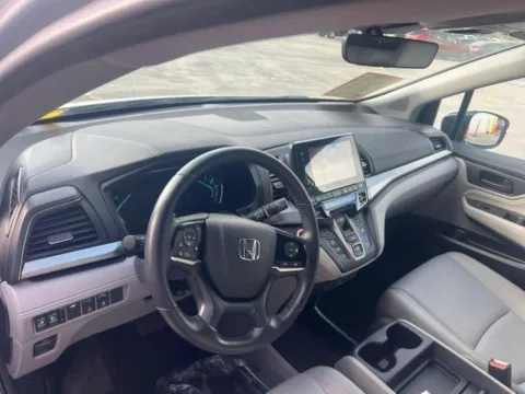 Photos of 2020 Honda Odyssey Touring for sale in Carmel, IN at Carmel Auto Gallery