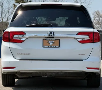 More photos of 2020 Honda Odyssey Elite at Carmel Auto Gallery, IN