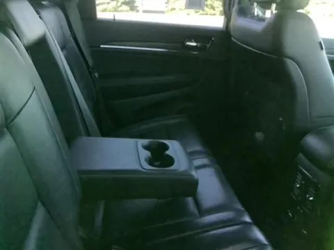 More photos of 2021 Jeep Grand Cherokee 80th Anniversary Edition at Carmel Auto Gallery, IN