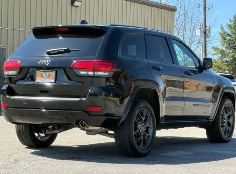 More photos of 2021 Jeep Grand Cherokee 80th Anniversary Edition at Carmel Auto Gallery, IN