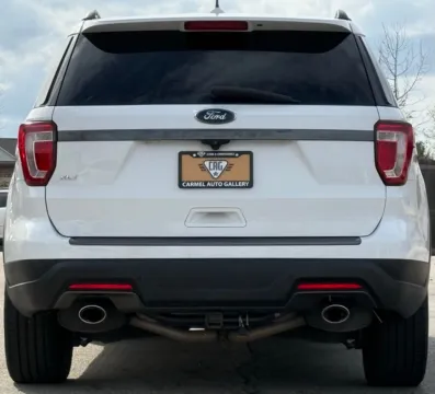 More photos of 2018 Ford Explorer XLT at Carmel Auto Gallery, IN