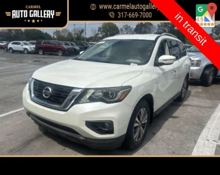 White 2018 Nissan Pathfinder SV for sale in Carmel, IN