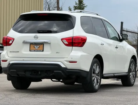 More photos of 2018 Nissan Pathfinder SV at Carmel Auto Gallery, IN
