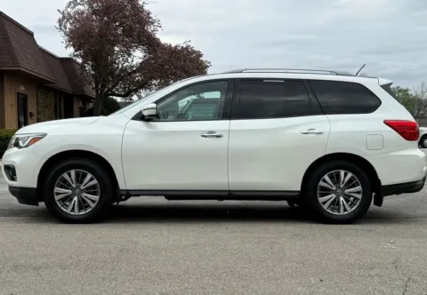Photos of 2018 Nissan Pathfinder SV for sale in Carmel, IN at Carmel Auto Gallery