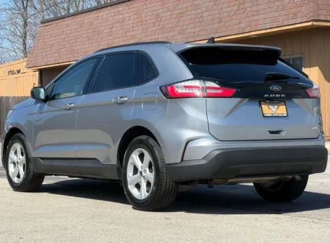 Another view of 2021 Ford Edge SE for sale in Carmel, IN at Carmel Auto Gallery