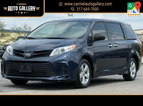 Unknown 2020 Toyota Sienna L for sale in Carmel, IN