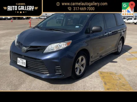 Unknown 2020 Toyota Sienna L for sale in Carmel, IN