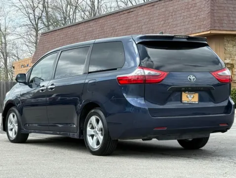 Another view of 2020 Toyota Sienna L for sale in Carmel, IN at Carmel Auto Gallery