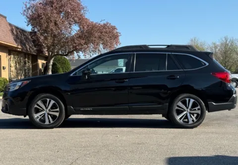 Photos of 2019 Subaru Outback 2.5i for sale in Carmel, IN at Carmel Auto Gallery