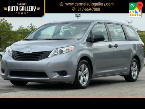 Silver 2017 Toyota Sienna L for sale in Carmel, IN