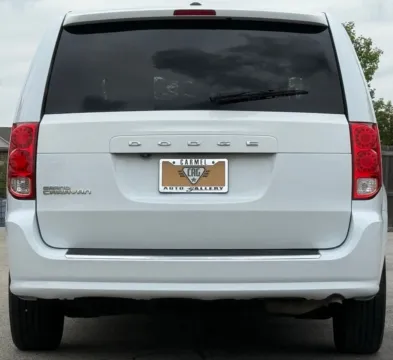 More photos of 2019 Dodge Grand Caravan SE at Carmel Auto Gallery, IN