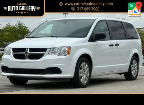 White 2019 Dodge Grand Caravan SE for sale in Carmel, IN