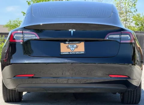 More photos of 2018 Tesla Model 3 Long Range at Carmel Auto Gallery, IN