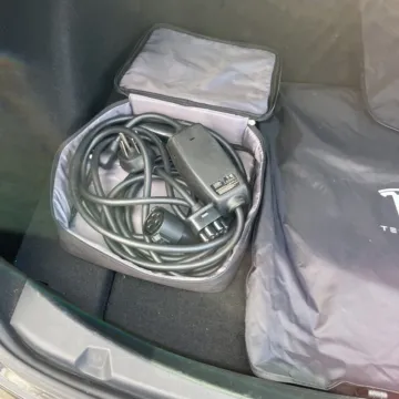 More photos of 2018 Tesla Model 3 Long Range at Carmel Auto Gallery, IN