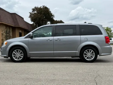 Photos of 2019 Dodge Grand Caravan SXT for sale in Carmel, IN at Carmel Auto Gallery