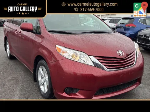 Red 2017 Toyota Sienna LE for sale in Carmel, IN