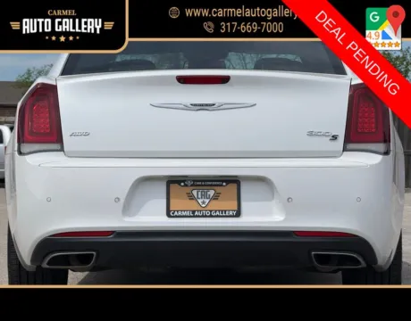 More photos of 2016 Chrysler 300 S at Carmel Auto Gallery, IN