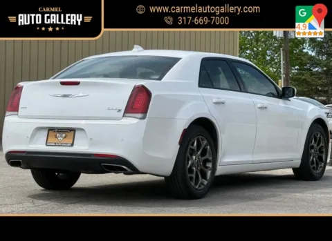 More photos of 2016 Chrysler 300 S at Carmel Auto Gallery, IN