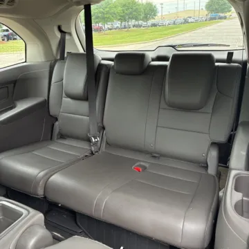 More photos of 2016 Honda Odyssey EX-L at Carmel Auto Gallery, IN