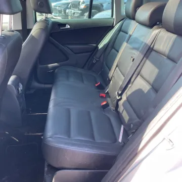 More photos of 2016 Volkswagen Tiguan SEL at Carmel Auto Gallery, IN