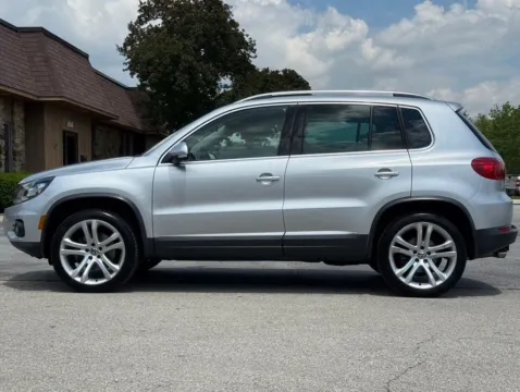 Photos of 2016 Volkswagen Tiguan SEL for sale in Carmel, IN at Carmel Auto Gallery