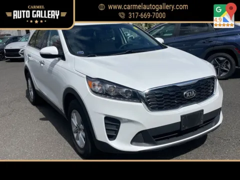 White 2019 Kia Sorento LX for sale in Carmel, IN