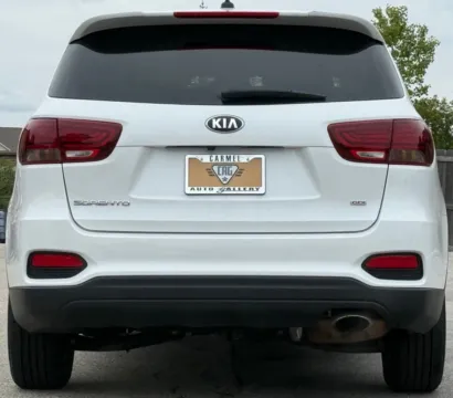 More photos of 2019 Kia Sorento LX at Carmel Auto Gallery, IN
