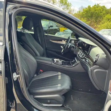 More photos of 2018 Mercedes-Benz E-Class E 400 at Carmel Auto Gallery, IN