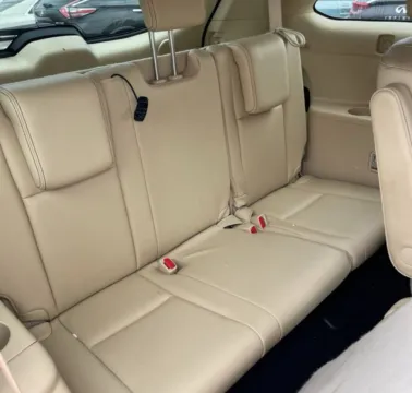 More photos of 2016 Toyota Highlander Hybrid Limited Platinum at Carmel Auto Gallery, IN