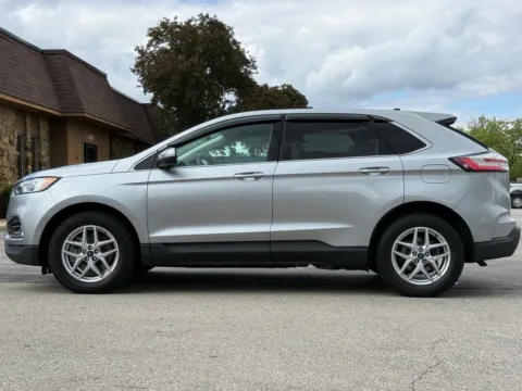 Photos of 2021 Ford Edge SEL for sale in Carmel, IN at Carmel Auto Gallery