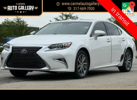 White 2017 Lexus ES 300h for sale in Carmel, IN