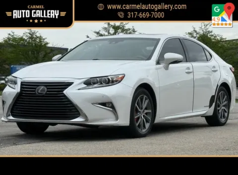 White 2017 Lexus ES 300h for sale in Carmel, IN
