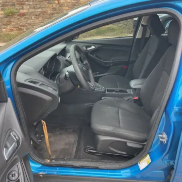 More photos of 2017 Ford Focus SE at Carmel Auto Gallery, IN