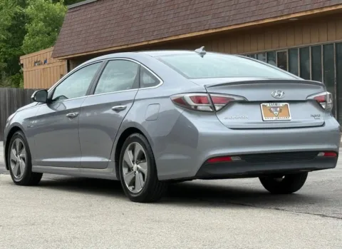 Another view of 2016 Hyundai Sonata Hybrid Limited for sale in Carmel, IN at Carmel Auto Gallery