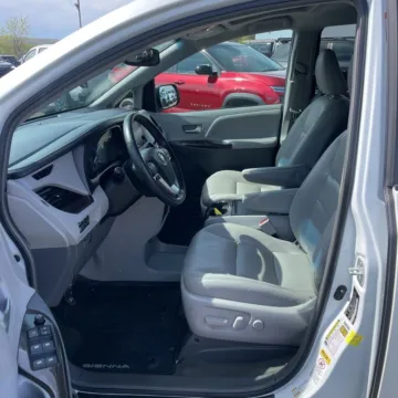 Photos of 2017 Toyota Sienna XLE for sale in Carmel, IN at Carmel Auto Gallery