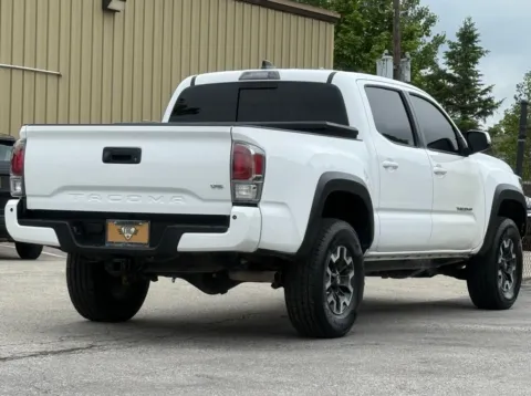 More photos of 2021 Toyota Tacoma TRD Off-Road at Carmel Auto Gallery, IN