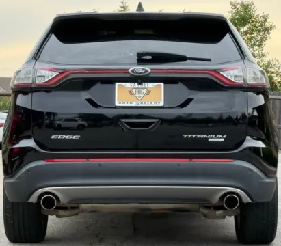 More photos of 2017 Ford Edge Titanium at Carmel Auto Gallery, IN
