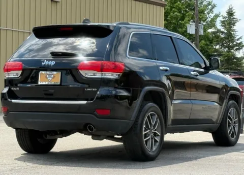 More photos of 2019 Jeep Grand Cherokee Limited at Carmel Auto Gallery, IN