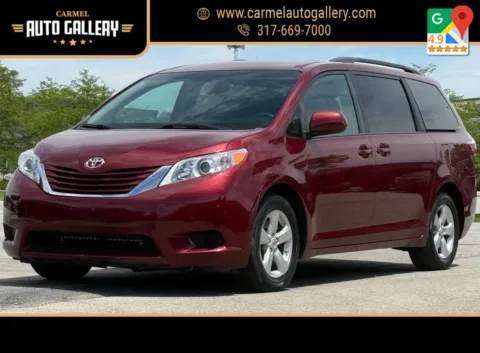 Red 2017 Toyota Sienna LE for sale in Carmel, IN