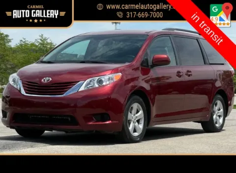 Red 2017 Toyota Sienna LE for sale in Carmel, IN