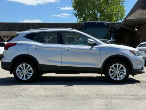 More photos of 2018 Nissan Rogue Sport SV at Carmel Auto Gallery, IN