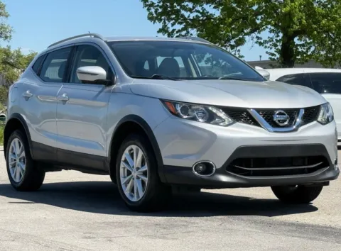 More photos of 2018 Nissan Rogue Sport SV at Carmel Auto Gallery, IN