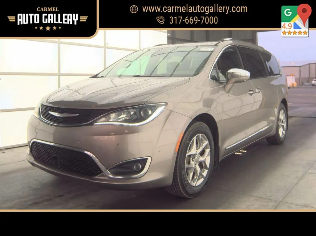 Silver 2017 Chrysler Pacifica Limited for sale in Carmel, IN