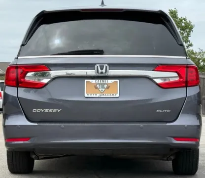 More photos of 2020 Honda Odyssey Elite at Carmel Auto Gallery, IN