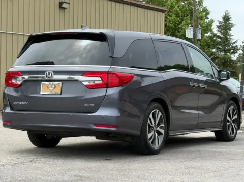 More photos of 2020 Honda Odyssey Elite at Carmel Auto Gallery, IN