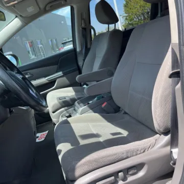 Another view of 2016 Honda Odyssey SE for sale in Carmel, IN at Carmel Auto Gallery