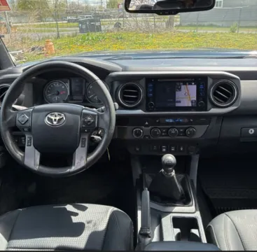 More photos of 2019 Toyota Tacoma TRD Off-Road at Carmel Auto Gallery, IN