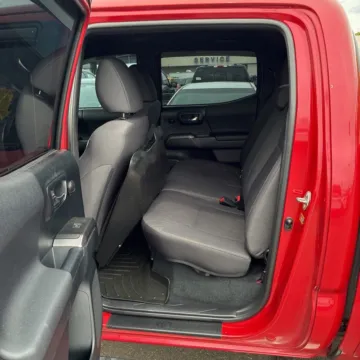 More photos of 2016 Toyota Tacoma TRD Sport at Carmel Auto Gallery, IN