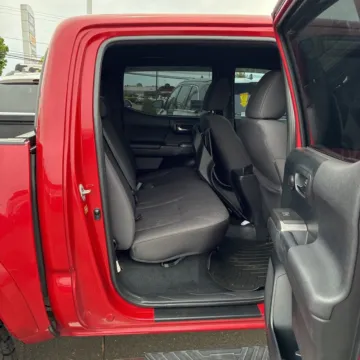 More photos of 2016 Toyota Tacoma TRD Sport at Carmel Auto Gallery, IN